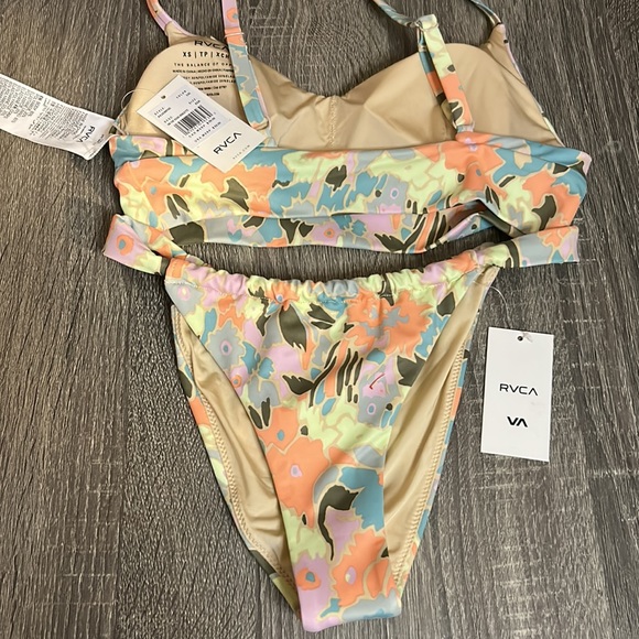 Rvca on the road - Picture 2 of 2